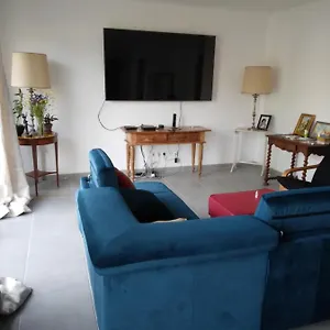 https://le-refuge-privas.hotels-rhonealpes.com