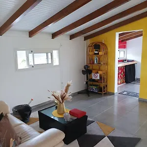 https://villa-haut-de-dans-le-nord-de-la-grande-terre-guadeloupe.comcaribbean.com