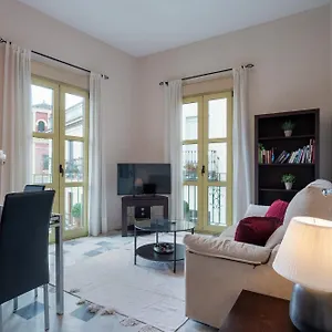 https://san-julian-apartment.es-andalucia.com